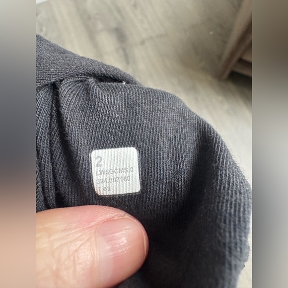 Lululemon Soft Jersey Classic-Fit Mid-Rise Jogger in Black Size 2 - Picture 6 of 7